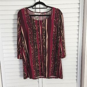 Kerin Hart Top Size‎ L, Plum, Pink, Leopard Print Vertical Pattern, 3/4 Sleeves